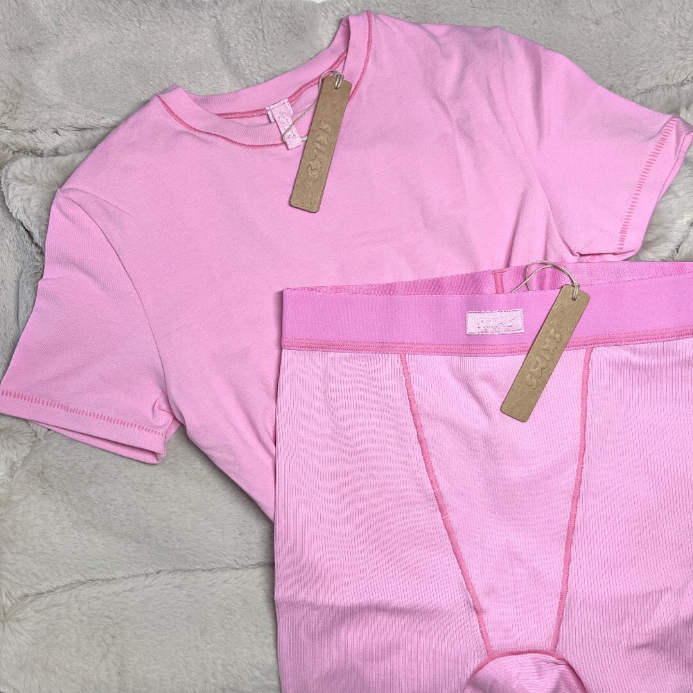 Skims bubblegum